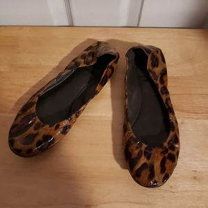 TORY BURCH CHEETAH PRINT BALLET FLATS 8M